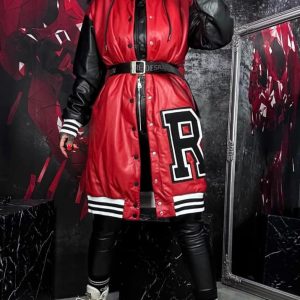 ΜΠΟΥΦΑΝ ΚΟΚΚΙΝΟ ΜΕ ΜΑΥΡΑ ΜΑΝΙΚΙΑ ΠΟΥ ΣΤΟ ΛΑΣΤΙΧΟ ΕΧΕΙ ΑΣΠΡΟΜΑΥΡΕΣ ΓΡΑΜΜΕΣ ΜΕ ΕΝΑ ΓΡΑΜΜΑ ΣΤΟ ΠΛΑΙ'.ΕΥΚΟΛΟ ΓΙΑ ΟΛΕΣ ΤΙΣ ΩΡΕΣ.