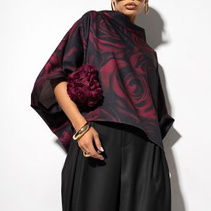 ΜΠΛΟ'ΥΖΑ Κ'ΟΚΚΙΝΗ Μ'Ε ΣΧ'ΕΔΙΟ ΜΕΓ'ΑΛΑ ΤΡΙΑΝΤ'ΑΦΥΛΛΑ Σ'Ε ΣΤ'ΥΛ ΝΥΧΤΕΡ'ΙΔΑΣ ΜΠΡΟΣΤ'Α ΚΟΝΤ'Ο ΚΑ'Ι Π'ΙΣΩ ΜΑΚΡ'Υ Γ'ΙΑ 'ΟΛΕΣ ΤΙΣ 'ΩΡΕΣ