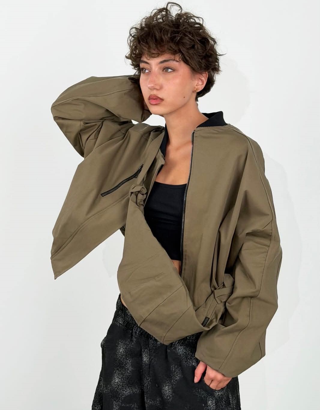 ΜΠΟΥΦΑΝ BOMBER.