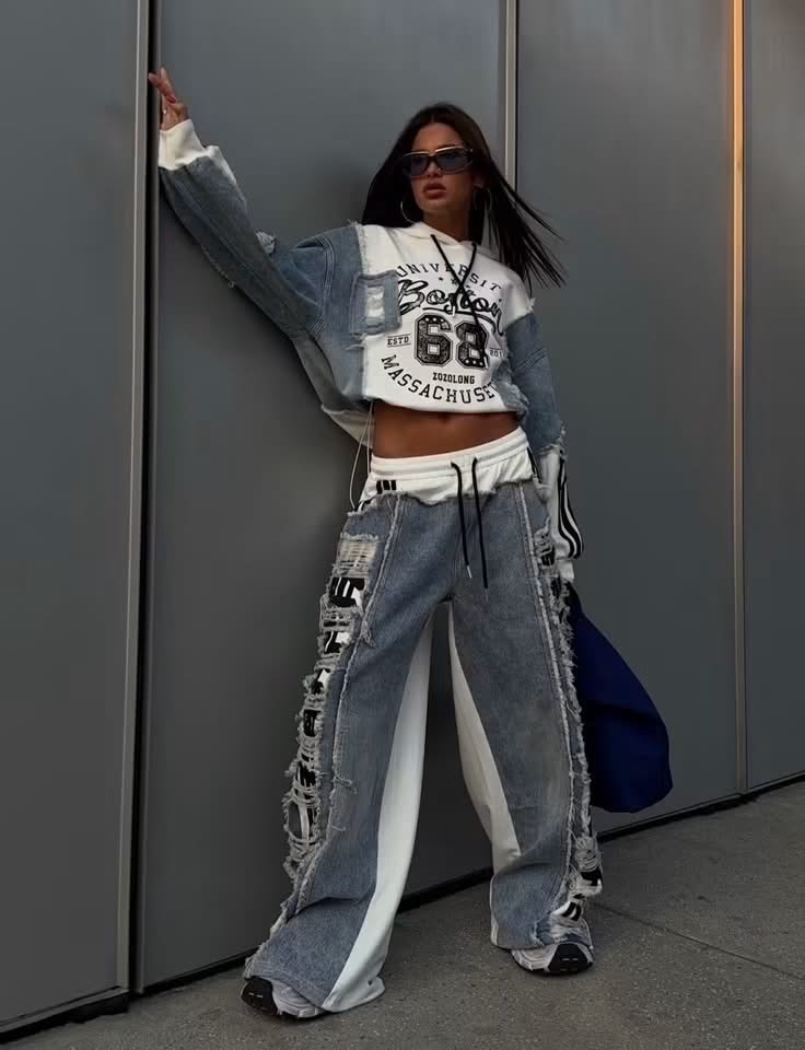 ΦΟΥΤΕΡ CROP TOP ΜΕ ΚΟΥΚΟΥΛΑ.